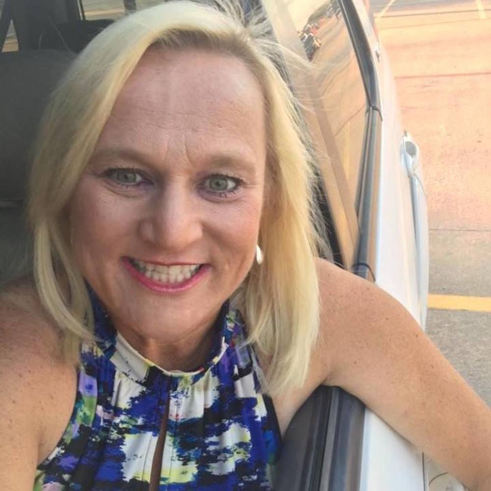 Meet your Posher, Sundi